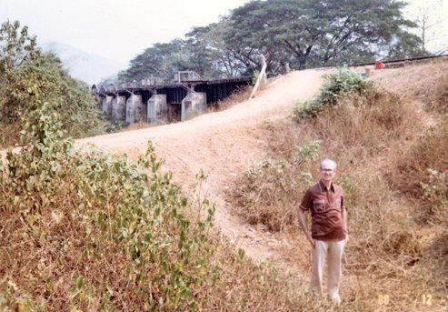 De auteur en de brug in 1980