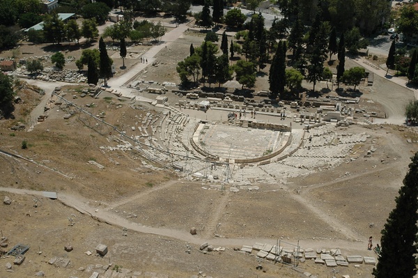 Het theater van Dionysos in Athene, waar veel van de overgeleverde toneelstukken in première zijn gegaan.